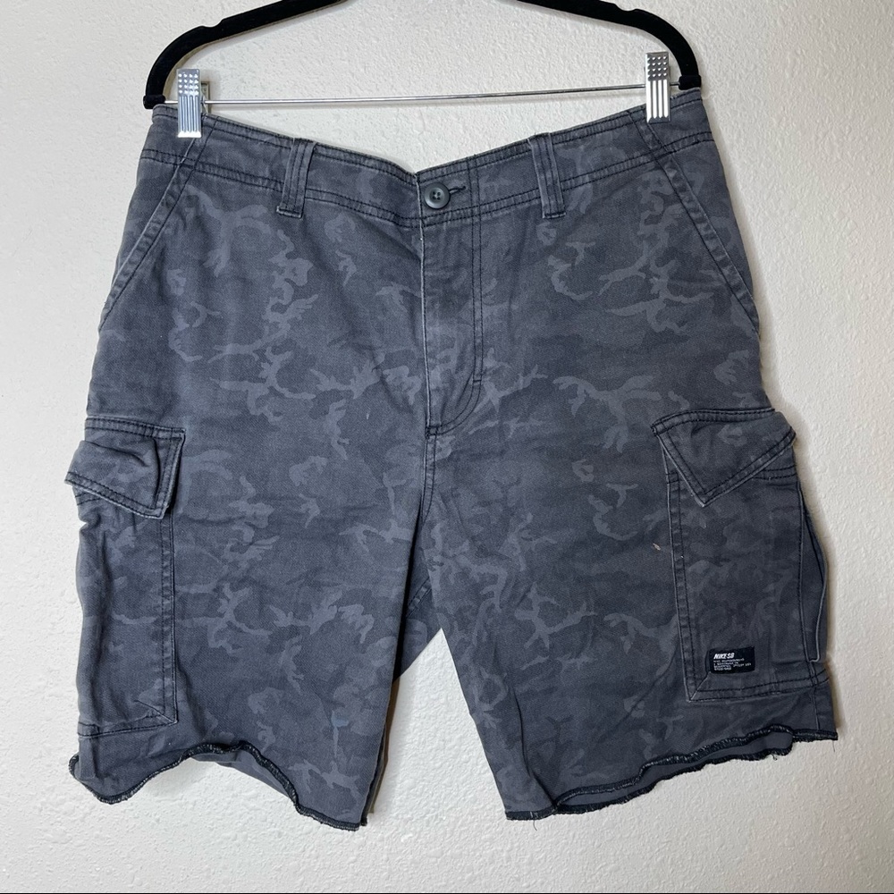 Nike Gray Camouflage Men's Flat Front Shorts